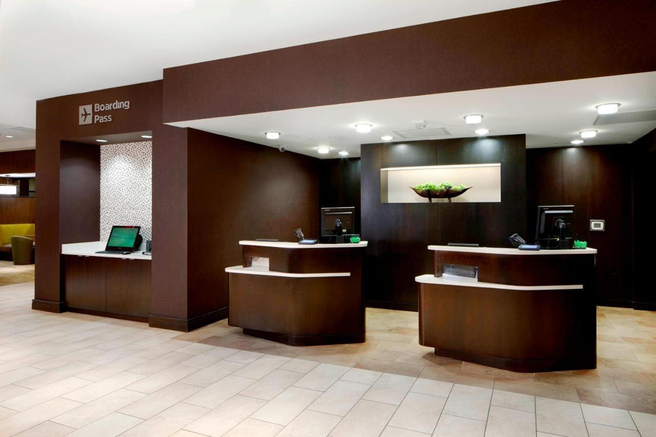 Courtyard By Marriott San Antonio Six Flags At The Rim Hotell Exteriör bild