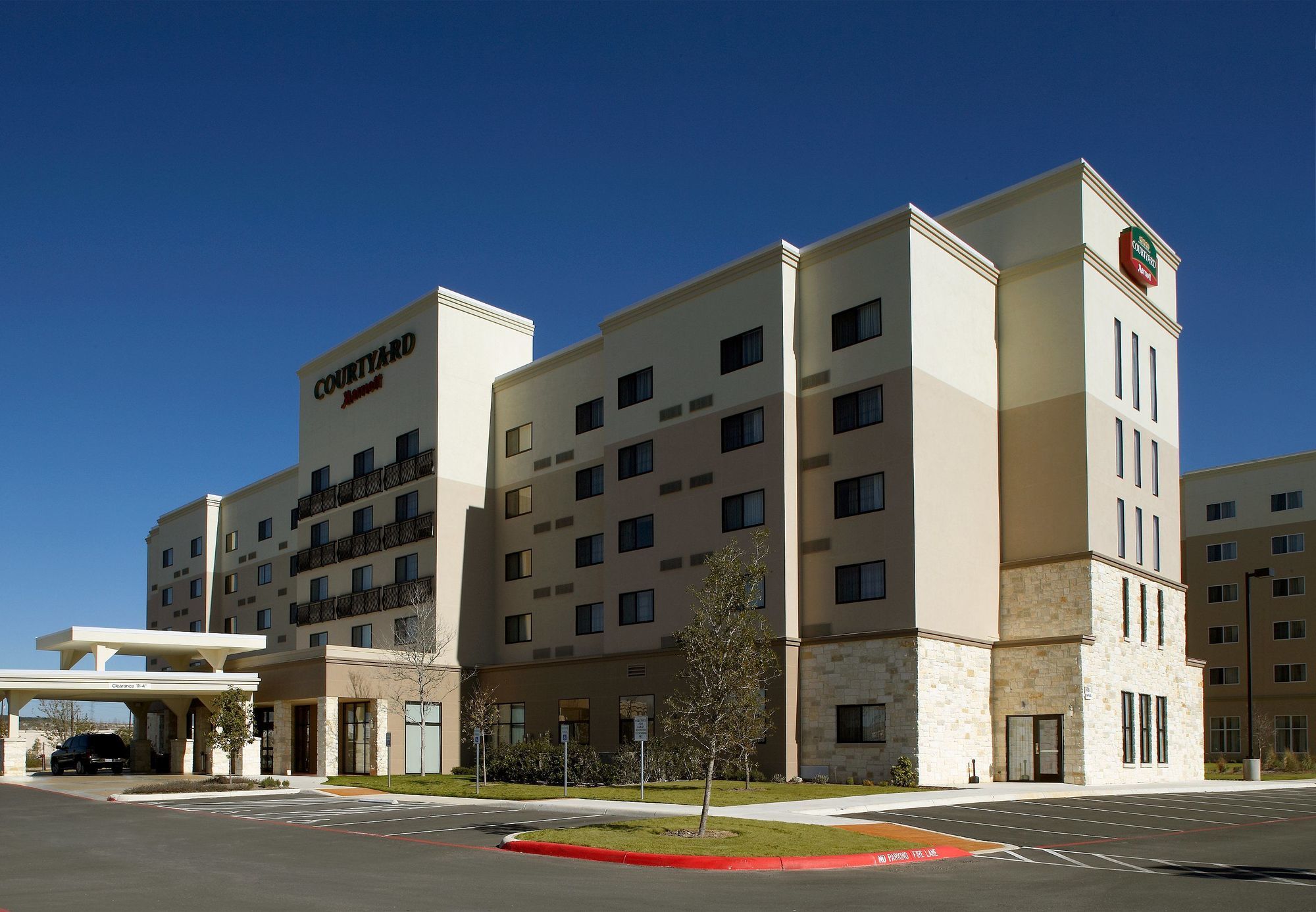 Courtyard By Marriott San Antonio Six Flags At The Rim Hotell Exteriör bild