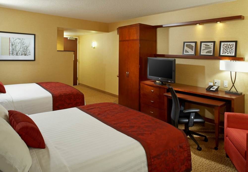 Courtyard By Marriott San Antonio Six Flags At The Rim Hotell Rum bild