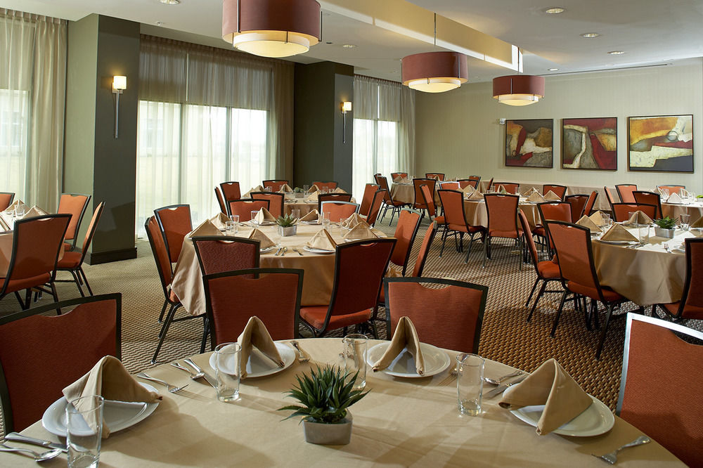 Courtyard By Marriott San Antonio Six Flags At The Rim Hotell Exteriör bild